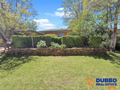 8 Brigalow Avenue, Dubbo