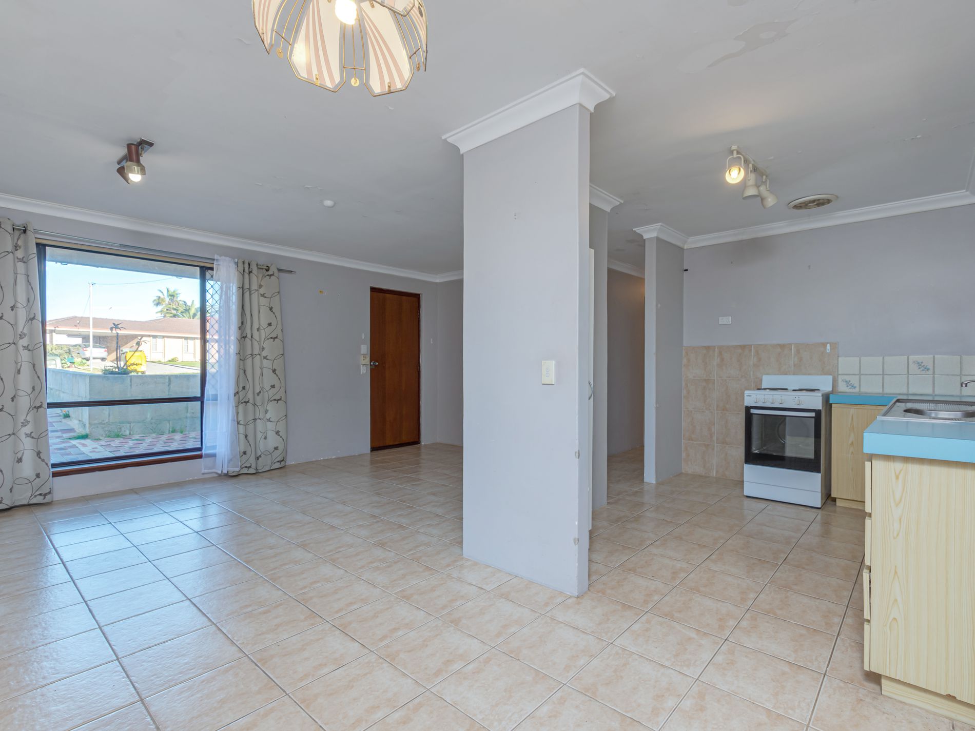 37 Mousehole Crescent, Yanchep