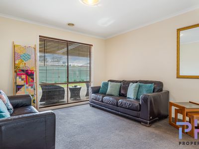 10 Cheviot Place, East Bendigo