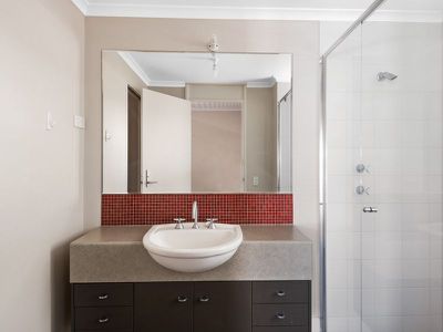 8 / 35 Premier Street, Hannans