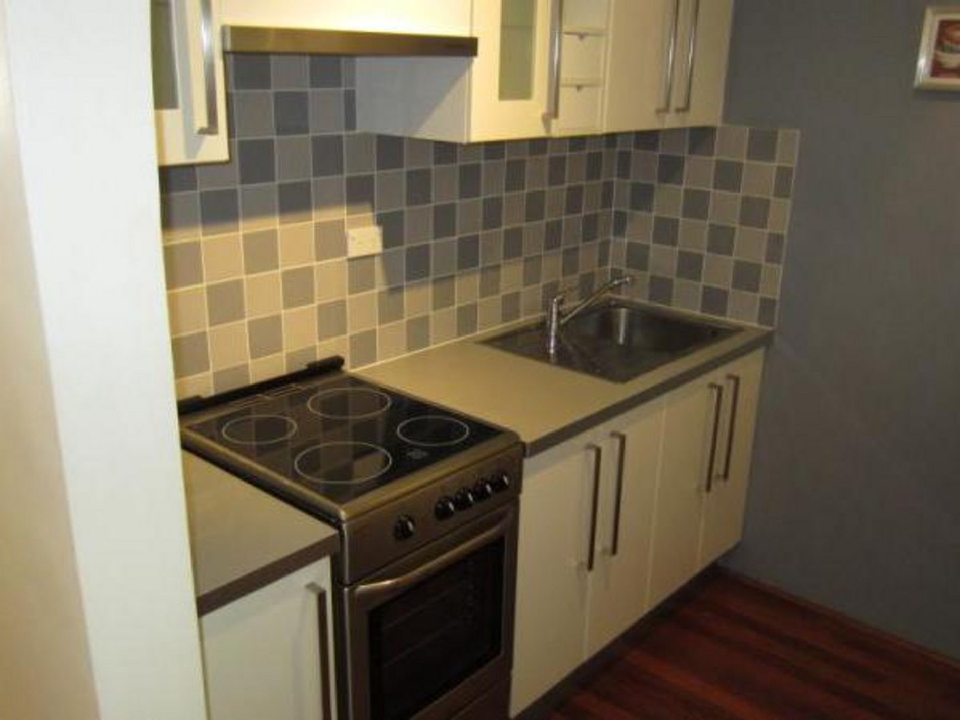 7 / 31 Bishop Street, St Lucia