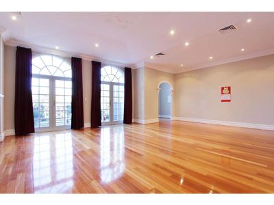 267 Mill Point Road, South Perth