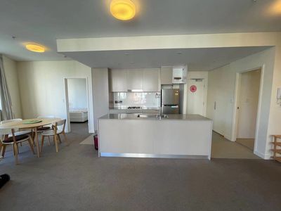 606 / 2 Discovery Point Place, Wolli Creek