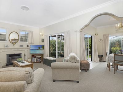 11A Arthur Grove, Waikanae