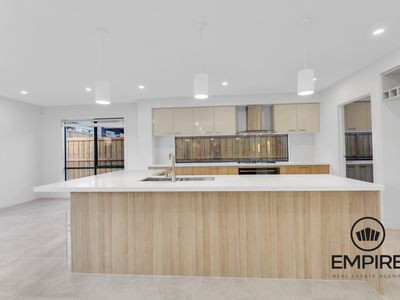 141 Yeungroon Boulevard, Clyde North