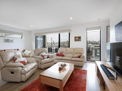 12 / 24 Craig Street, Keilor East