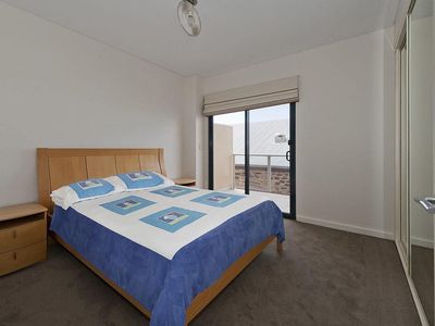 28 / 14 Dequetteville Terrace, Kent Town