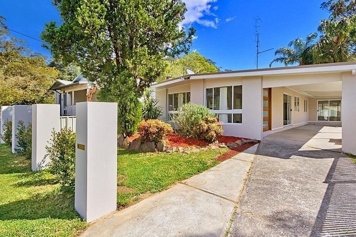 11 Lisarow Street, Lisarow