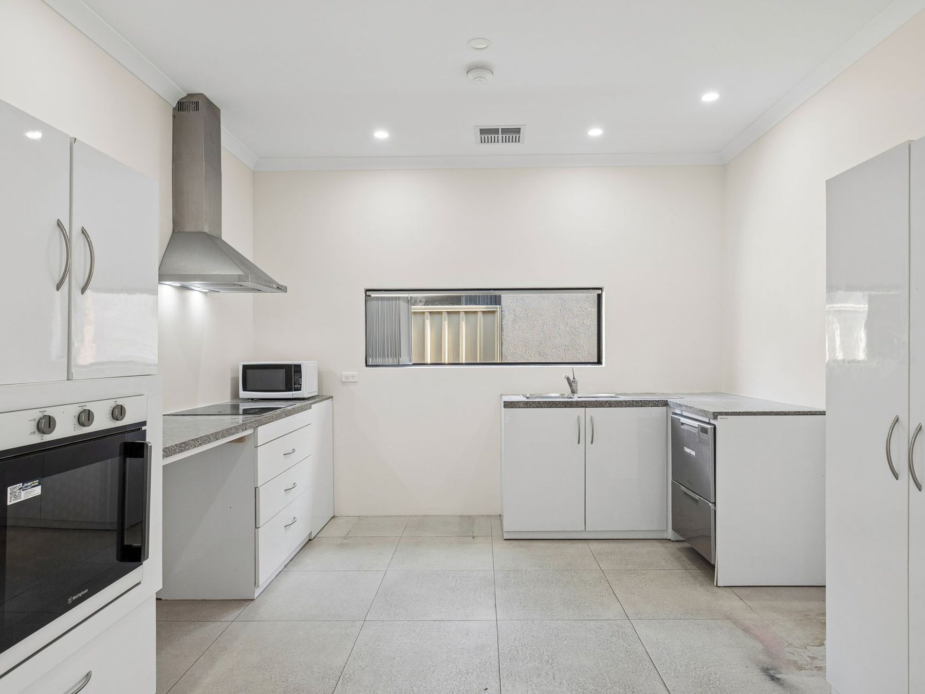 8B Stanmore Ct, Lynwood