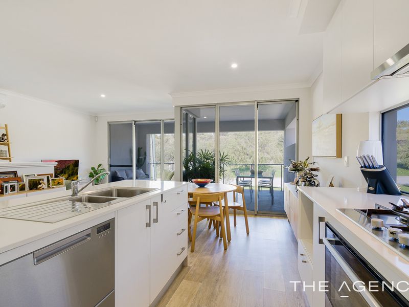 1 / 18 Whitton Street, Hamilton Hill