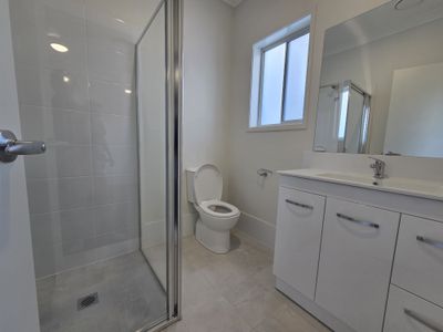 1 / 23 Camelia Street, Gillieston Heights