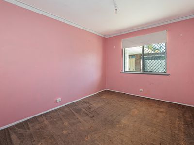 8 Leone Street, Thornlie