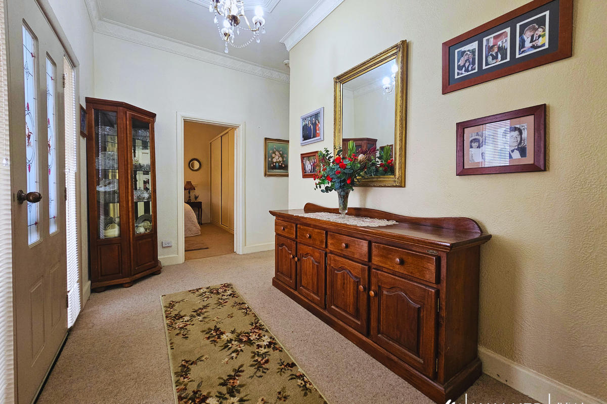 16 Saunders Street, Kyabram