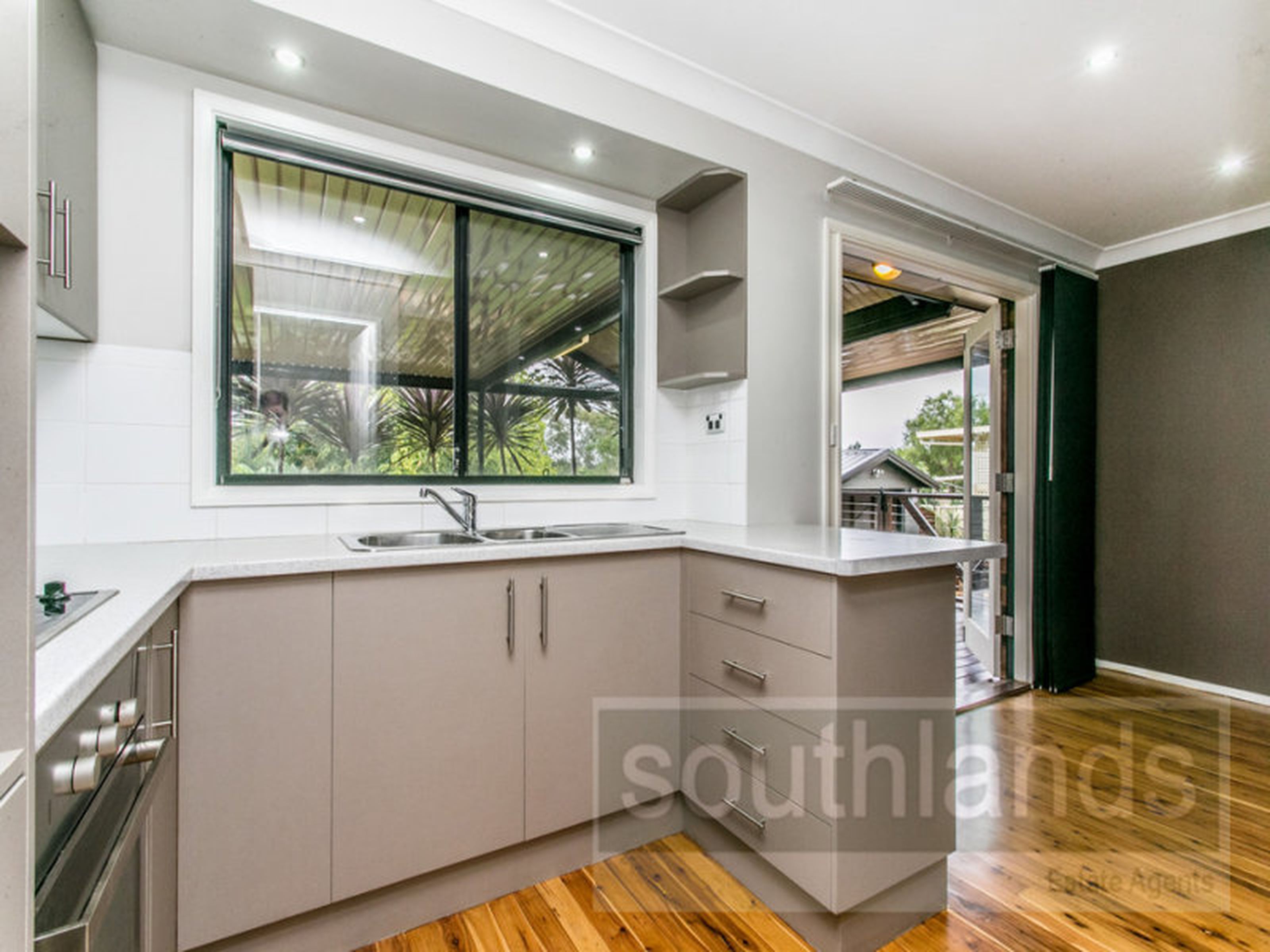 15 Cornelius Place, REGENTVILLE