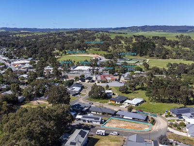 8 Harrison Crescent, Yankalilla