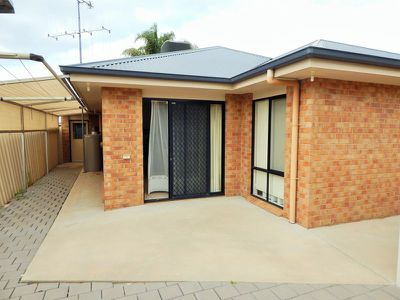 1 / 94 Pay Street, Kerang