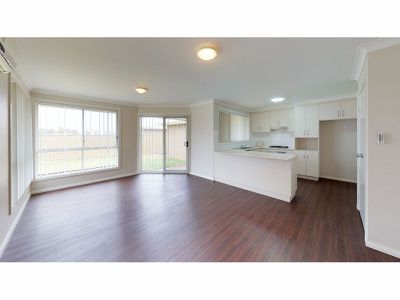 13 Thornett Place, Dubbo