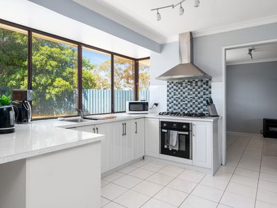 4 St John Grove, Hannans