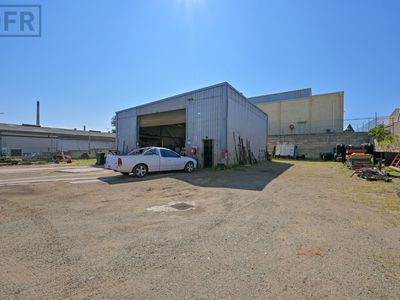 35 Macedonia Street, Naval Base