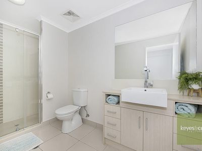 50 / 28 Landsborough Street, North Ward