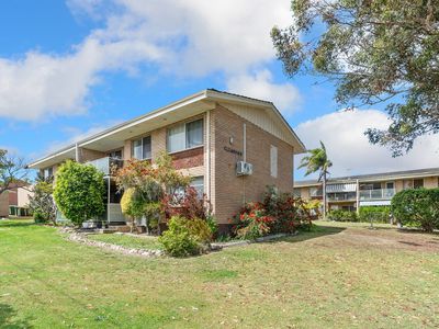 3 / 4 Villiers Street, Yokine