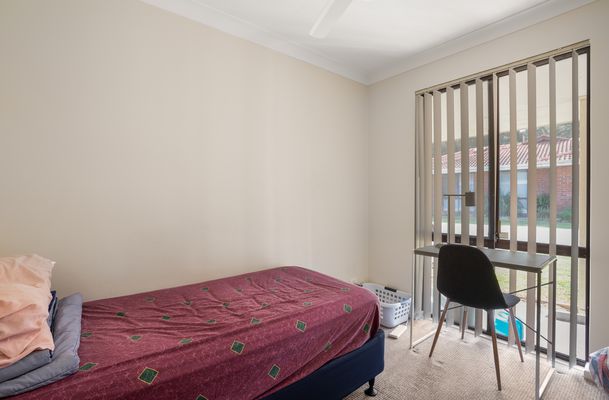 12 / 6 Ashford Avenue, Rockingham