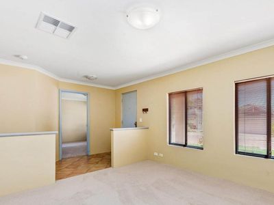 7 Bramley Way, Bibra Lake