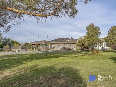 9-11 Clare Avenue, Lockington