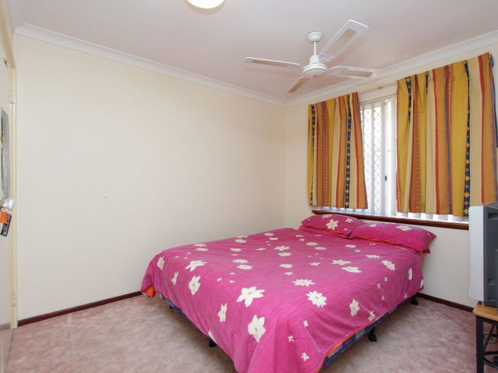 2 Klein Court, Winthrop