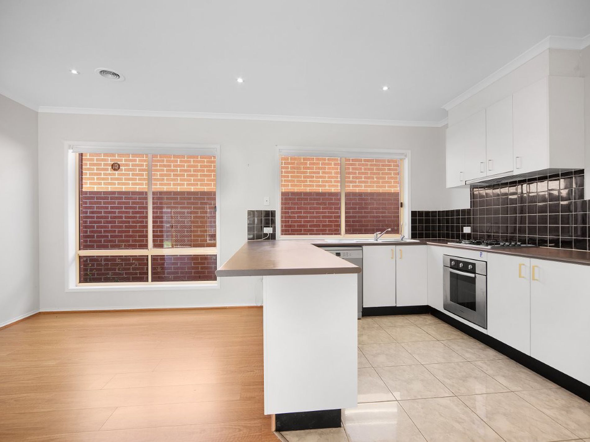 4 Montana Drive, Werribee