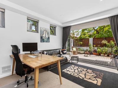 1 / 111 Summers Street, Perth