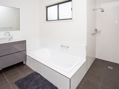 1 / 5 Erromango Drive, Jubilee Pocket