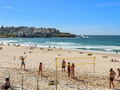 140 BRIGHTON BOULEVARD, North Bondi