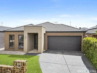 10 Caro Way, Fraser Rise