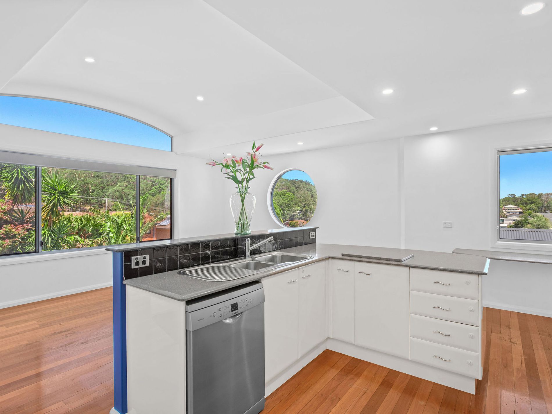 14 Sunset Avenue, Forster