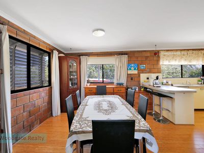 23 Emperor St, Woodgate
