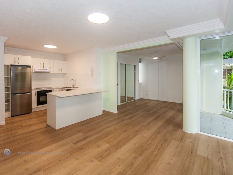 12 / 13-15 Anne Avenue, Broadbeach