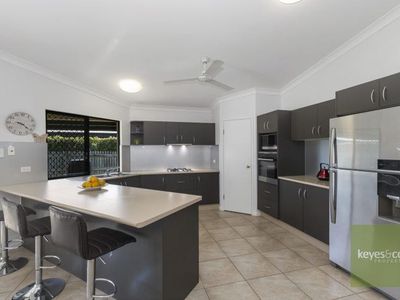 12 Hawkhurst Place, Kirwan