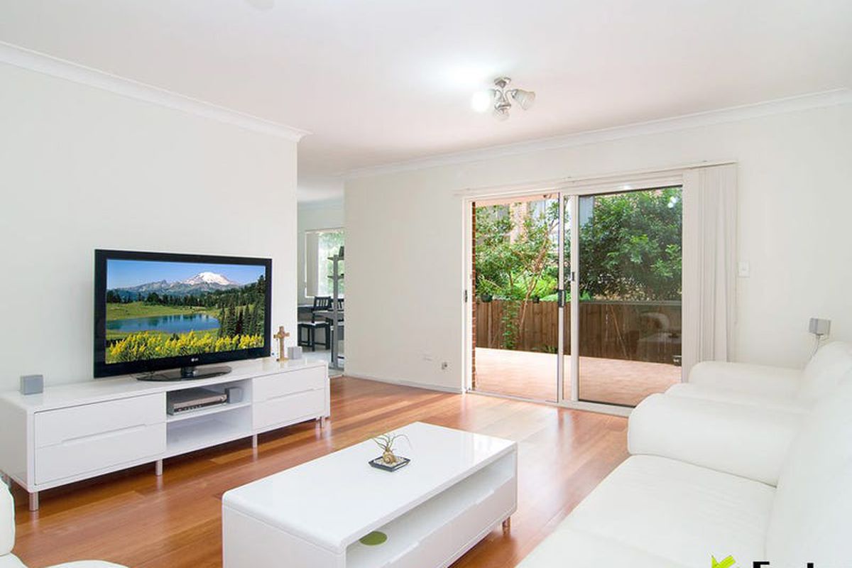 8 / 5 Hornsey Road, Homebush West