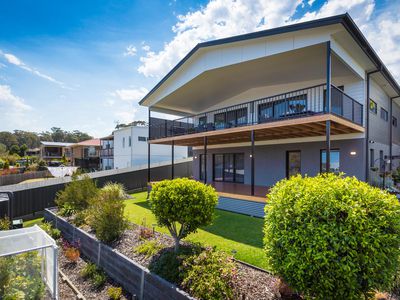 12A Elizabeth Parade, Tura Beach