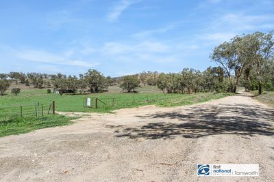 27 Chaffey's Lane, Tamworth