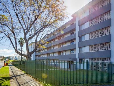 9 / 240 Mill Point Road, South Perth