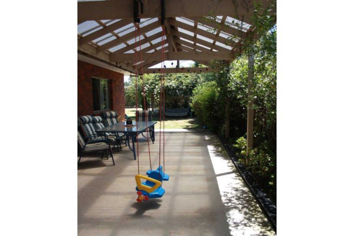 7 Club Court, Mansfield