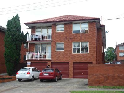 2 / 14 Colin Street, Lakemba