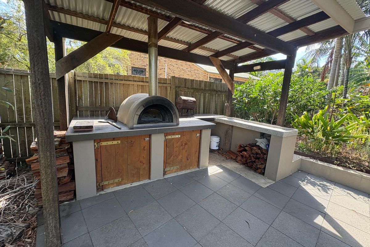 132 Lakes Boulevard, Wooloweyah