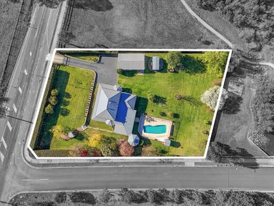 780 Montpelier Drive, The Oaks