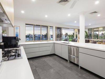 2 Cypress Court, Minyama