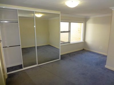8 Mandala Crescent, Bateman