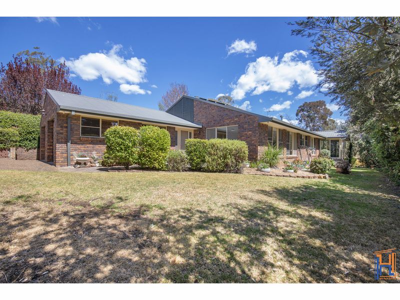 2 Carlow Close, Armidale