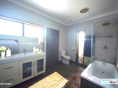 10 Hart Street, Mossman